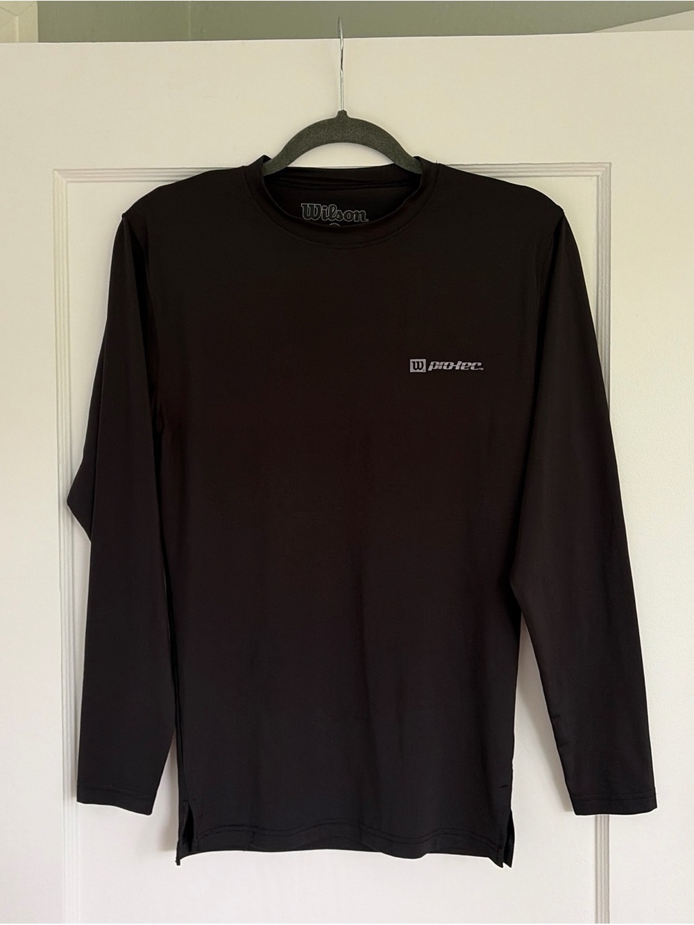 Wilson Black Men’s Long Sleeve Performance Tee